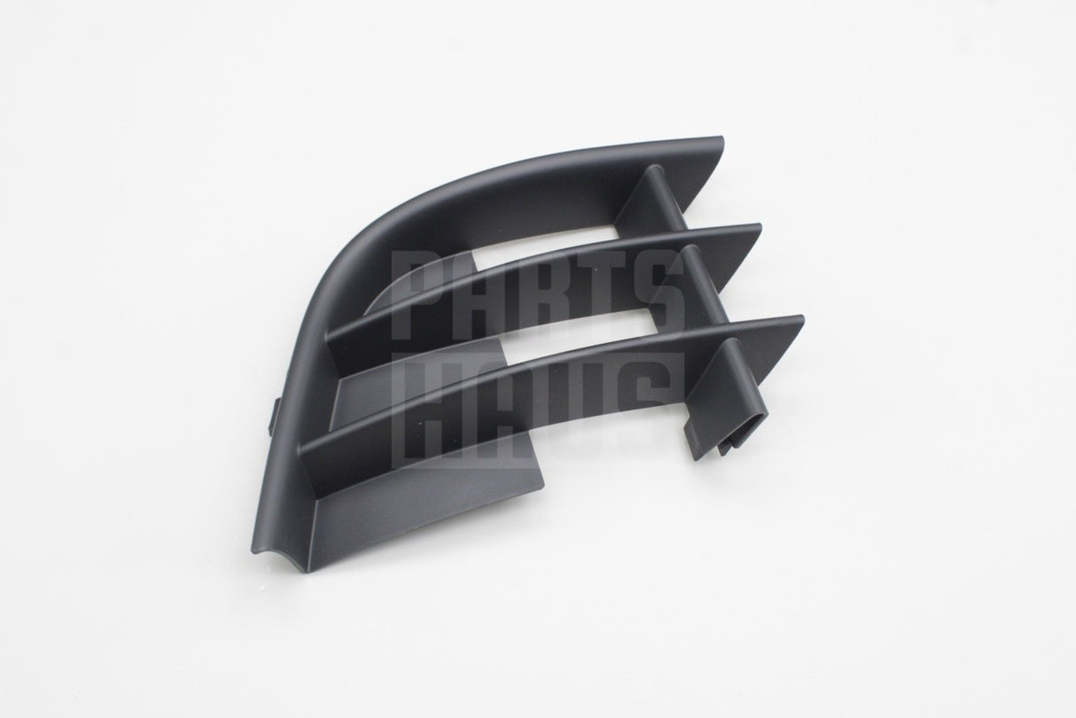 Skoda Fabia Roomster 11-15 lower grilles (left & right) 5J0853665/6A 9B9