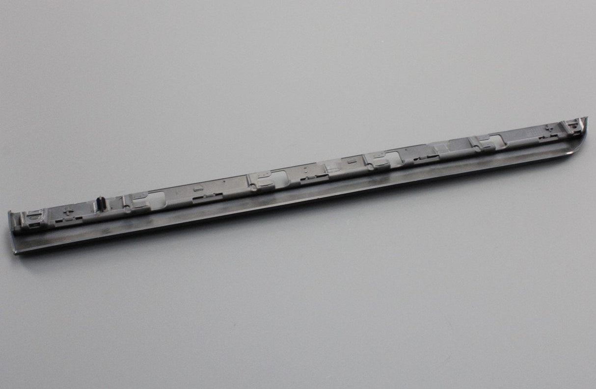 VW Passat 2015-on lower door moulding trim (rear right) 3G0853778 GRU