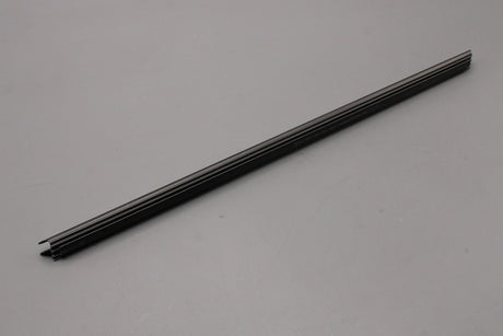 Land Rover Discovery 5 2017-on door weather strip (rear right) LR102565