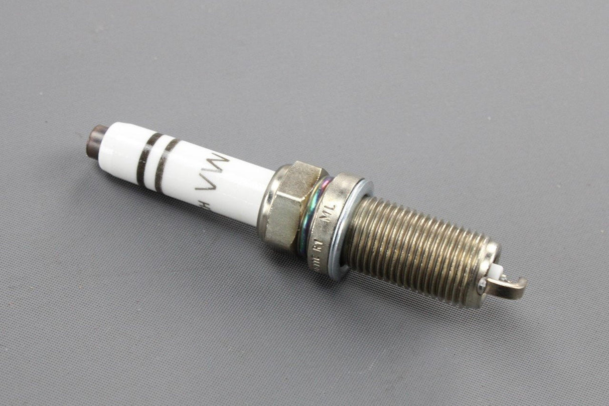 VW Audi Skoda SEAT 2.0 TSI TFSI spark plugs (x4) 06K905611C
