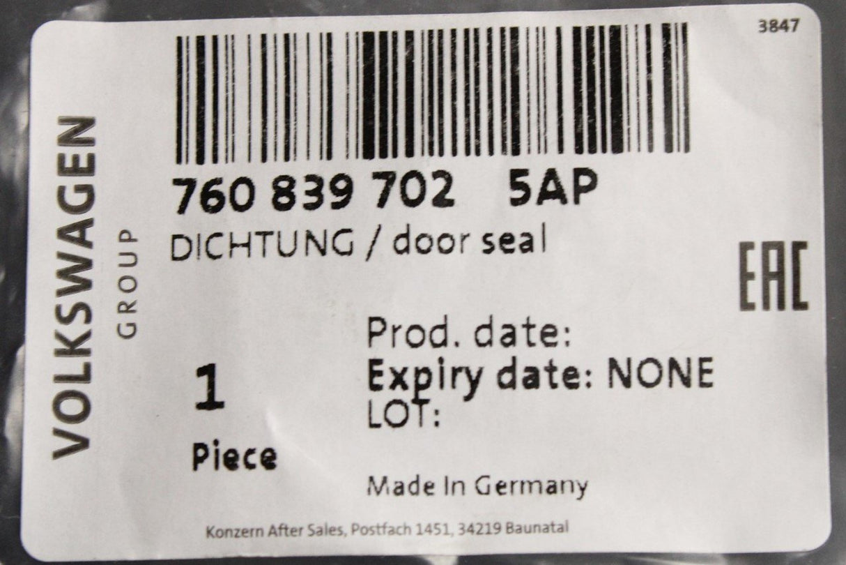 VW Touareg 2018-on outer door seal (rear right) 760839702 5AP