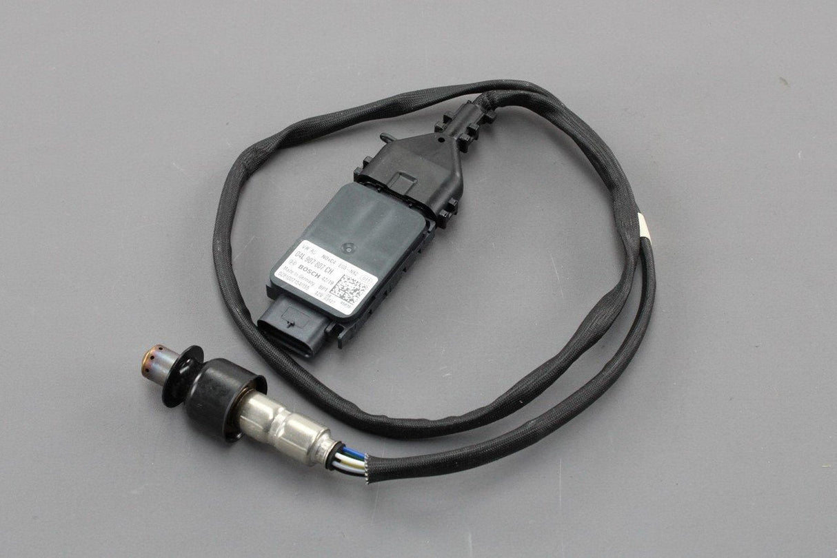VW Tiguan Audi Q3 Skoda SEAT 2.0 TDI exhaust NOx sensor 04L907807CH