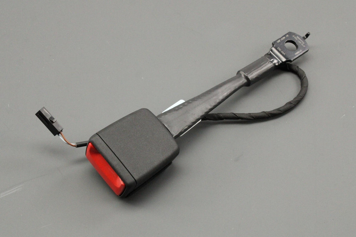 Skoda Karoq 2018-on front seat belt latch 57A857755E MNB