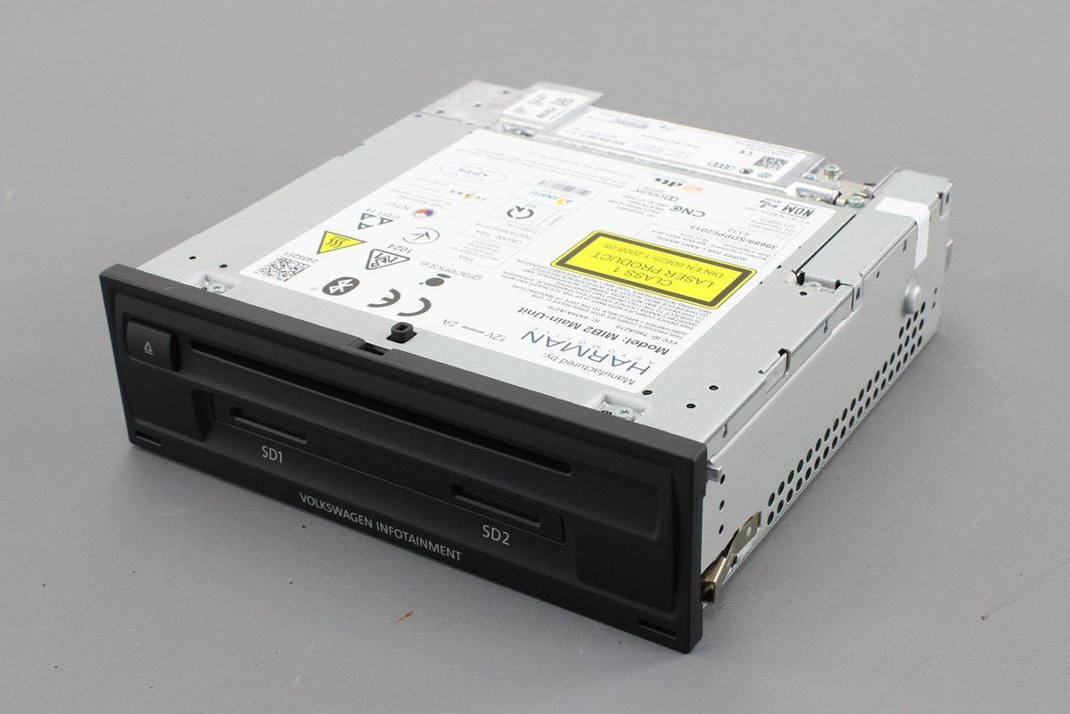 VW Golf Passat Tiguan Touran Discover Pro control unit 3G0035020DX, view 1