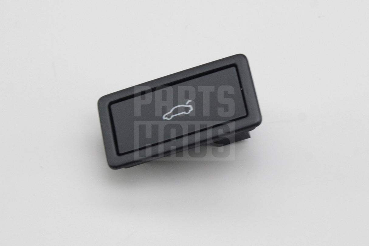 VW Golf MK8 Skoda SEAT CUPRA boot lid tailgate push button 571959831 WHS