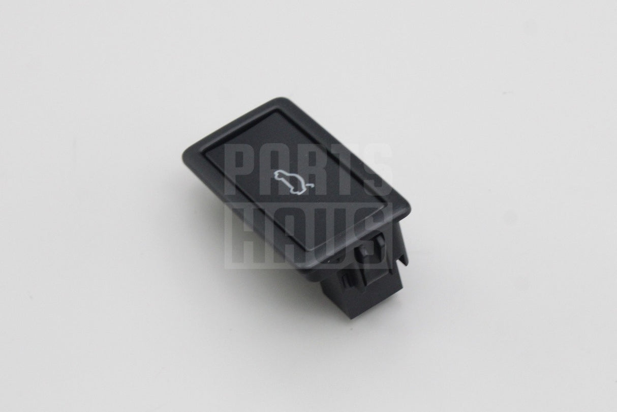 VW Golf MK8 Skoda SEAT CUPRA boot lid tailgate push button 571959831 WHS