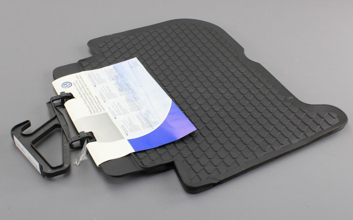 VW Touran 03-15 rubber all weather floor mats set (rear) 1T0061512 82V, view 1