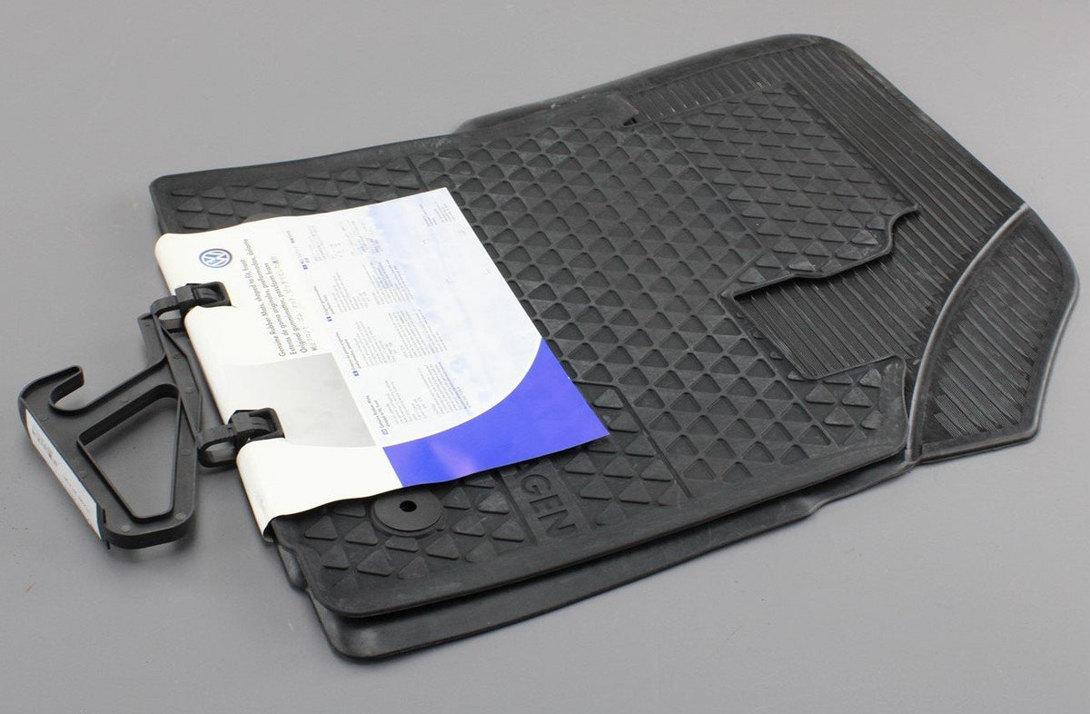 VW Touran 1T 2007-2015 front rubber floor mats set (RHD) 1T2061501A 041, view 1