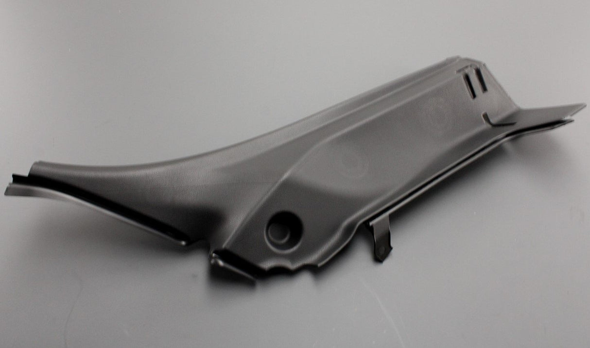 Mercedes-Benz CLA side panel trim A1176901225 9H68