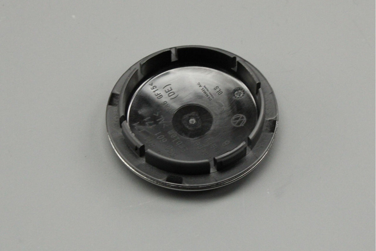 VW 2011-on satin black/chrome alloy wheel centre cap (x1) 5G0601171 XQI