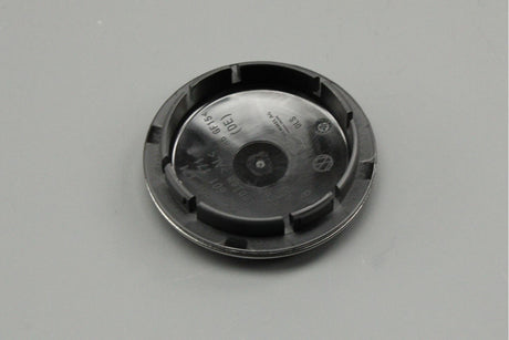 VW 2011-on satin black/chrome alloy wheel centre cap (x1) 5G0601171 XQI