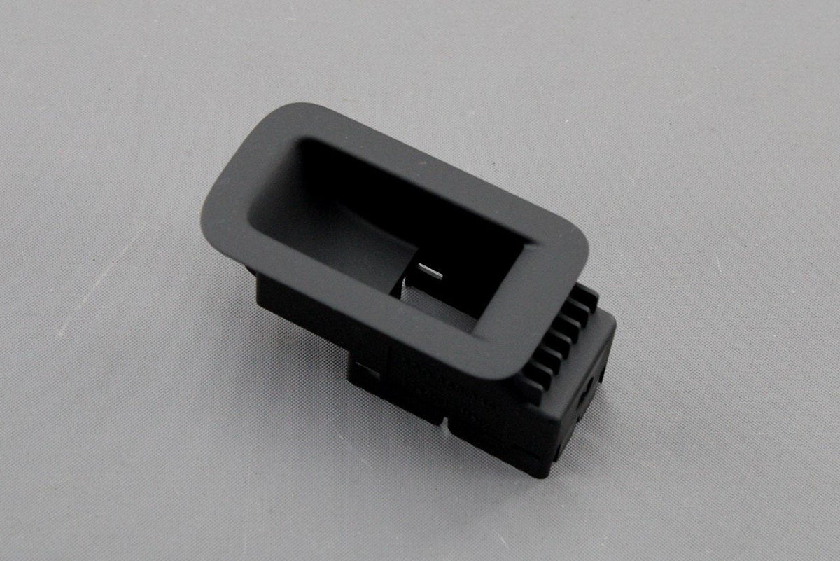 VW Skoda SEAT window switch surround black (single) 5G0868345 81U, view 1