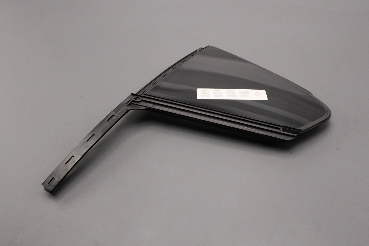 Jaguar I-Pace 2018-2025 door quarter glass window (rear left) T4K9933