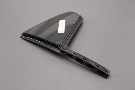 Jaguar I-Pace 2018-2025 door quarter glass window (rear left) T4K9933