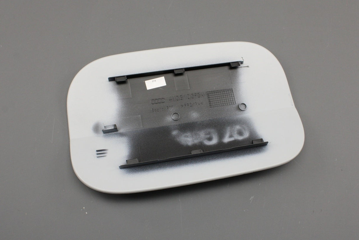 Audi Q7 2016-on fuel filler door cover (primed) 4M0810393A GRU