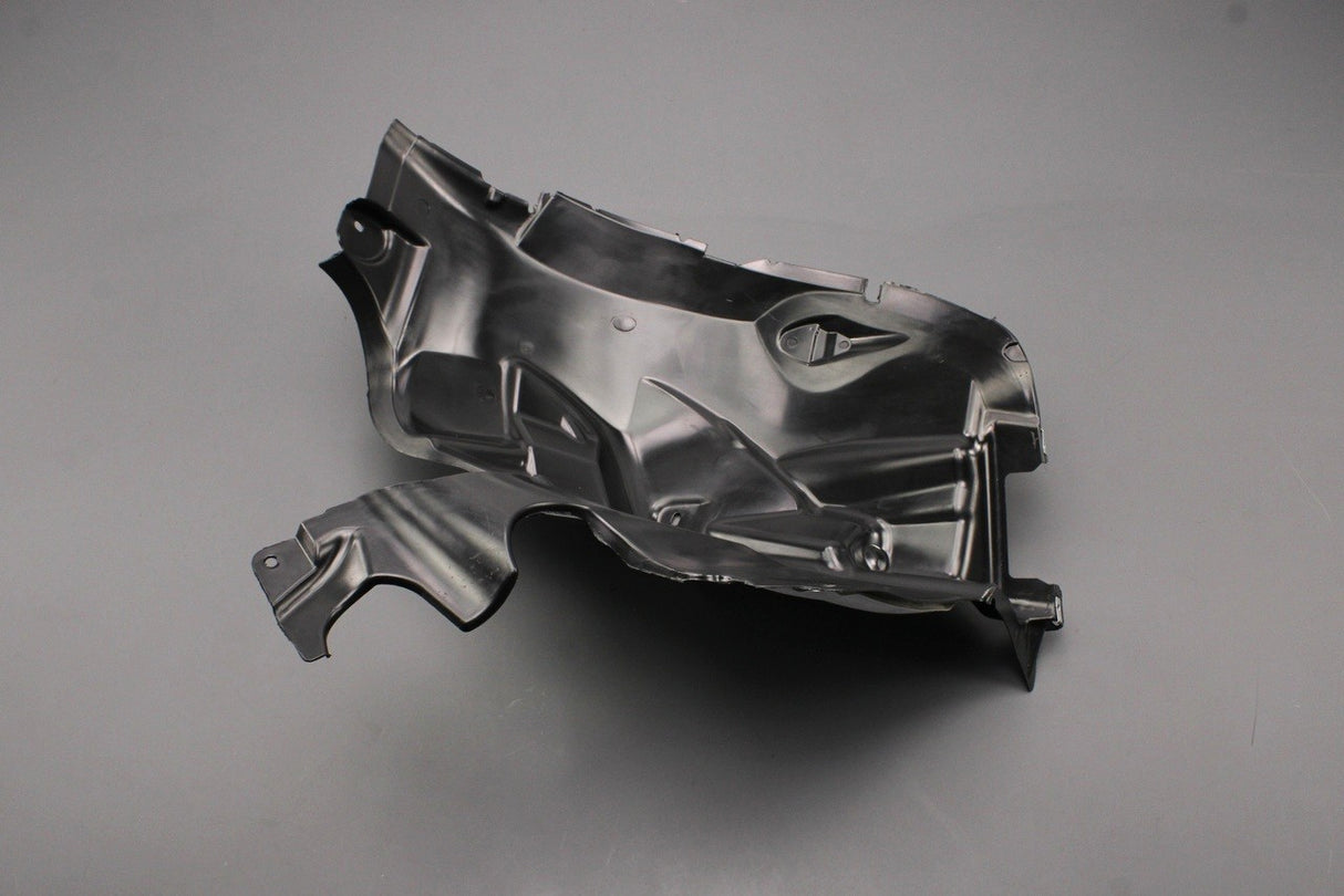 Range Rover Evoque 2012-2018 arch lining (front right) LR069695