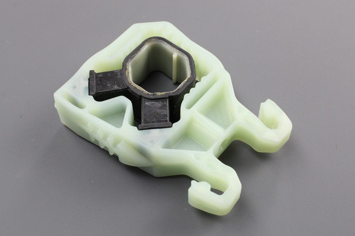 VW Golf Audi RS3 Skoda SEAT charge air cooler bracket (upper) 5Q0121367G