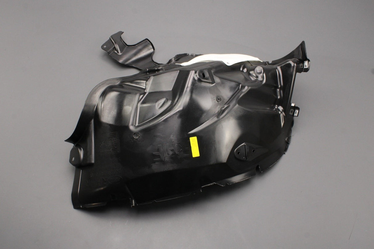 Range Rover Evoque 2012-2018 arch lining (front right) LR069695