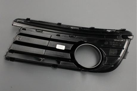 Volkswagen Golf MK5 Jetta 2004-2011 front right grille 1K0853666H 9B9