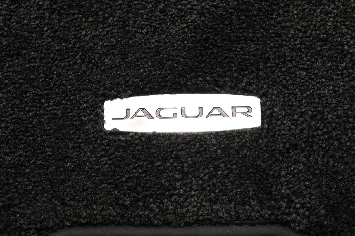 Jaguar XF Saloon 2016-on luxury carpet boot liner T2H7176PVJ