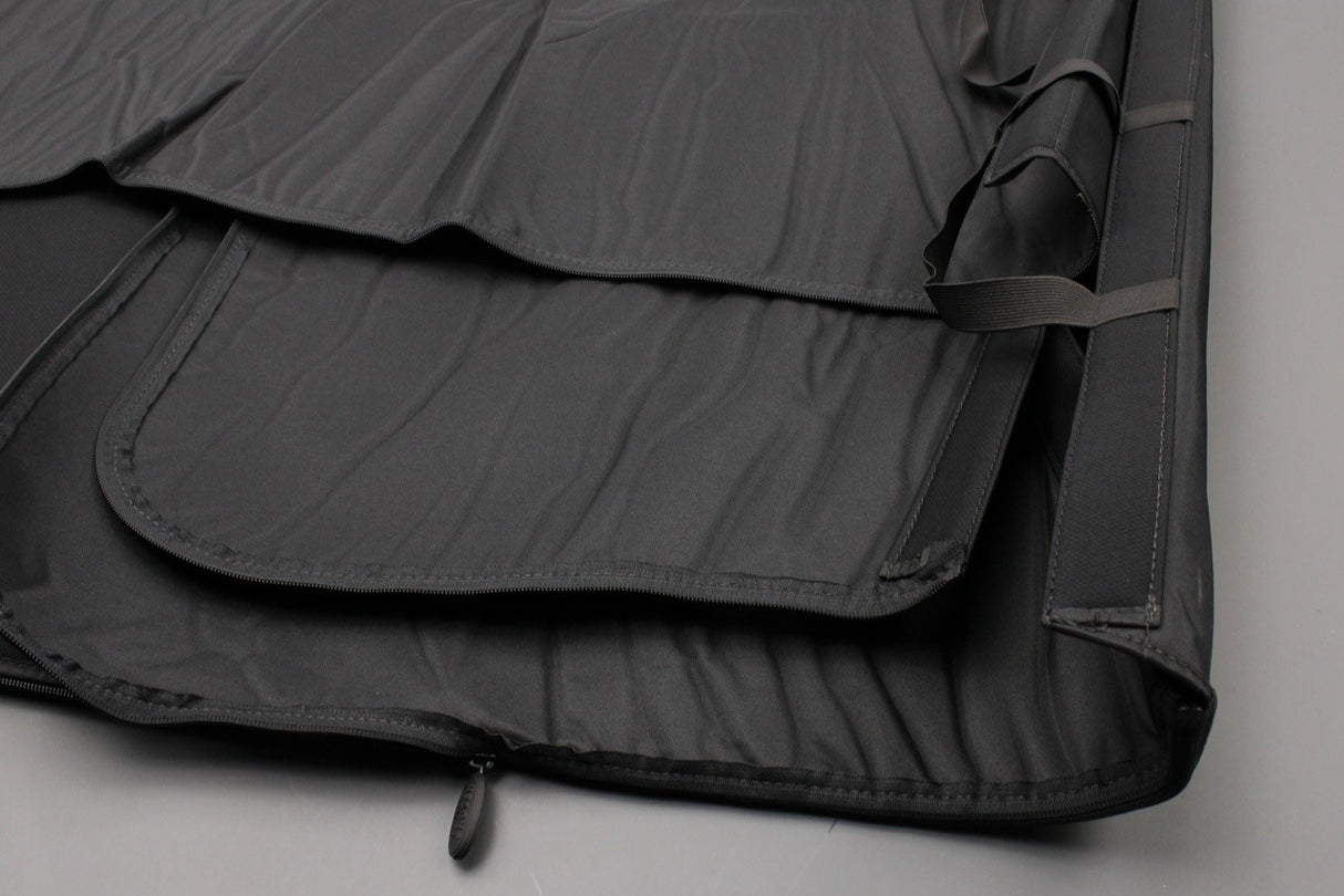 Land Rover Defender Evoque Velar protective seat cover (rear) VPLVS0312