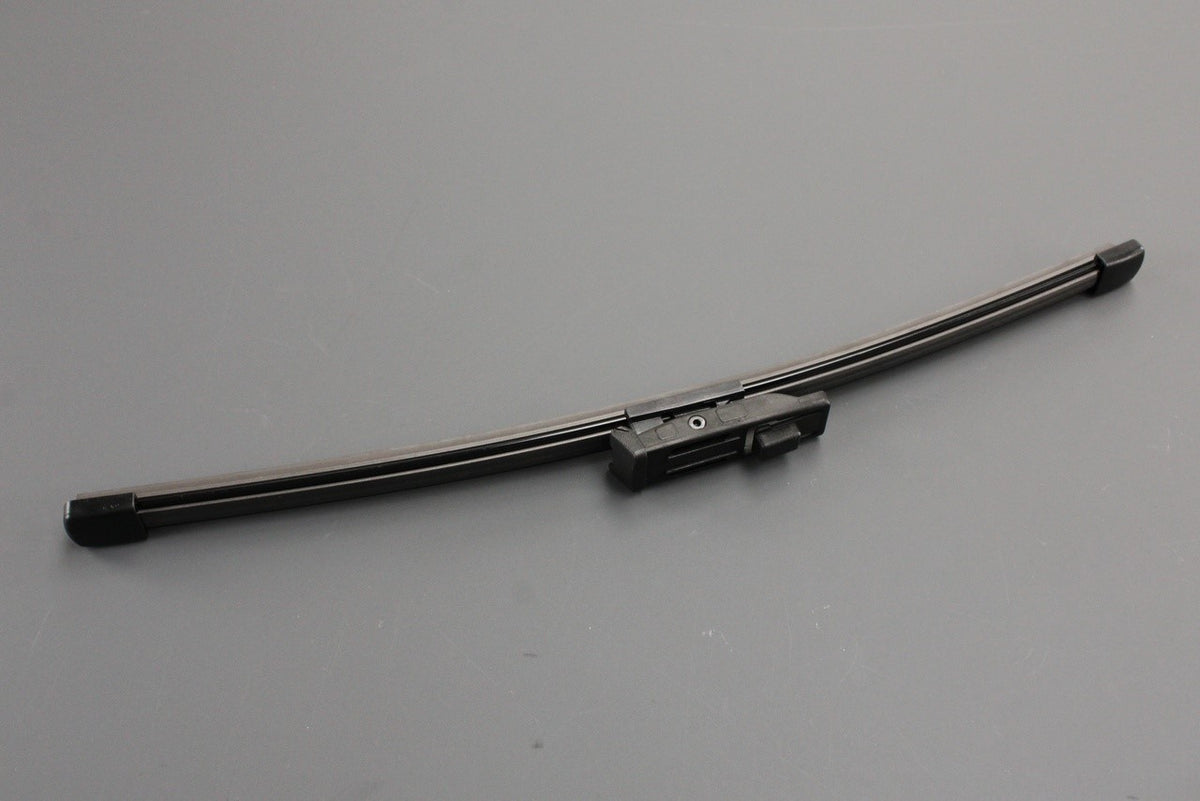 Skoda Enyaq 2021-on rear wiper blade 5LG955425, view 1