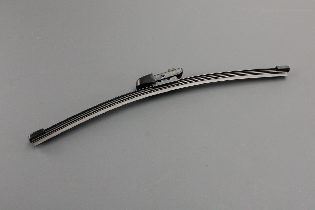 VW Golf SV 2014-on rear window wiper blade 510955427A