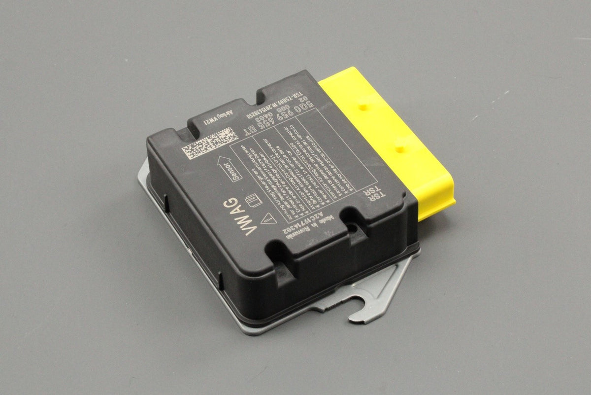 VW Golf MK7.5 Tiguan Audi Q2 RS3 2017-on airbag control unit 5Q0959655BT, view 1