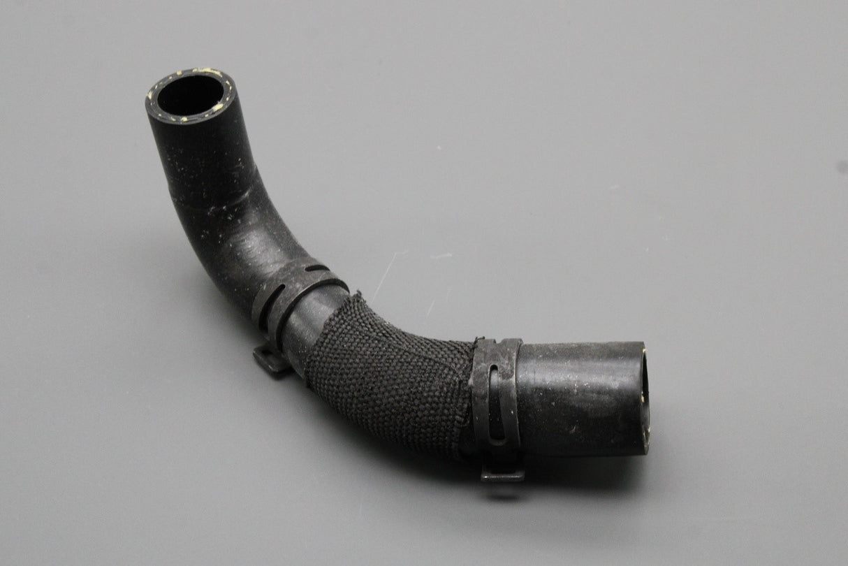 Audi A4 10-on A5 12-on A6 Q5 2.0 TDI EGR cooler coolant hose 04L122157BE