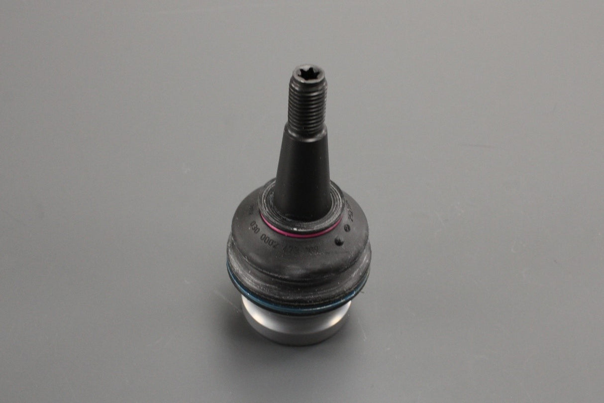 Audi A4 A5 A6 Q5 2008-2016 front lower swivel ball joint 8K0407689G