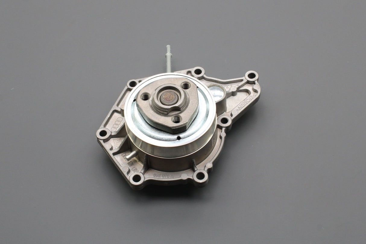 Audi A5 S5 A6 S6 A7 A8 Q7 3.0 TSI engine coolant water pump 06E121018C
