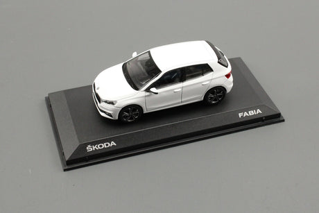 Skoda Fabia IV 1:43 scale model (moon white) 6VA099300 S9R