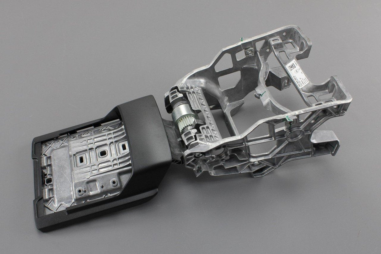 Audi A6 S6 RS6 A7 RS7 2019-On Mounting for centre armrest 4K0864283D