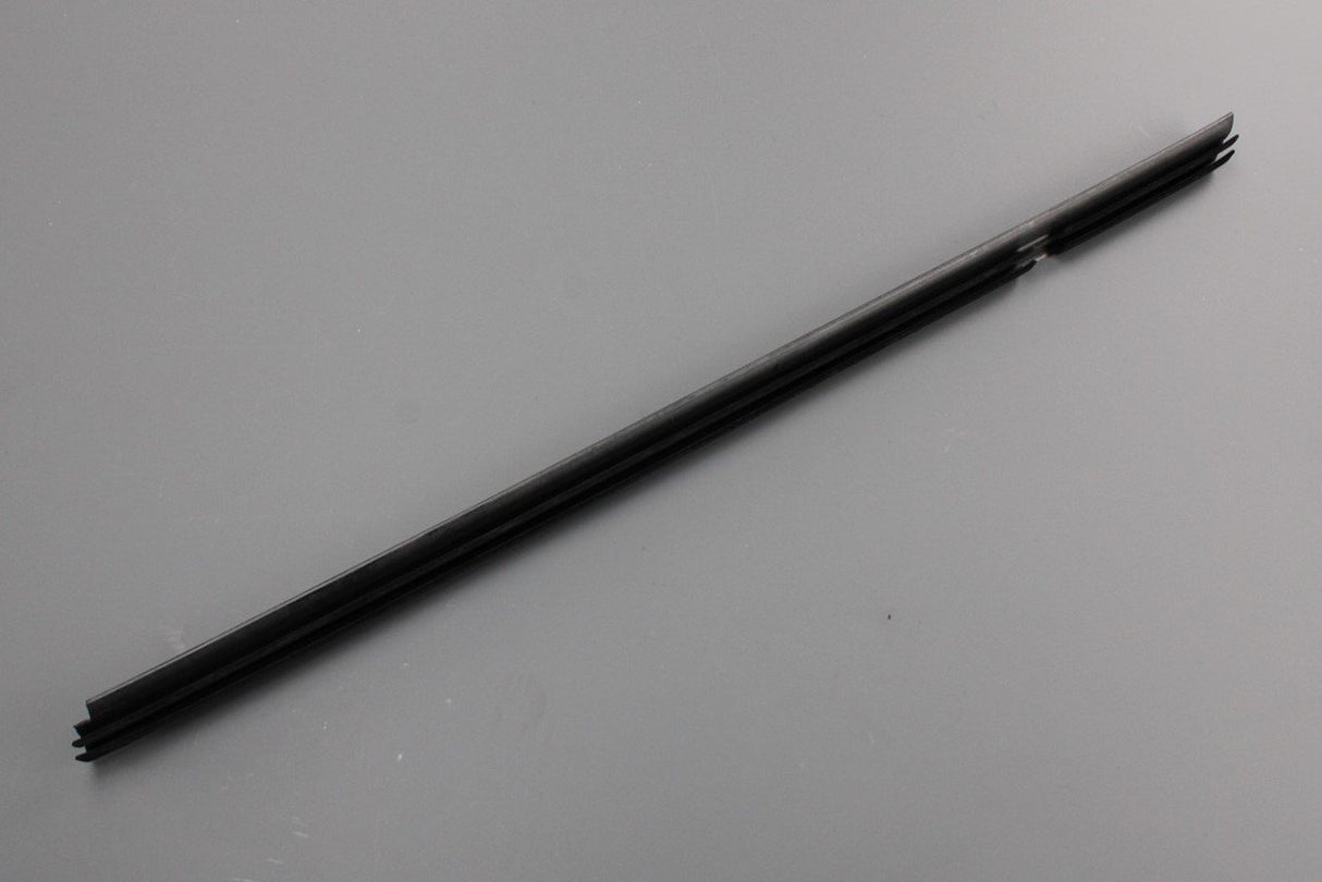 Mercedes-Benz A-Class sealing rail A1767351300