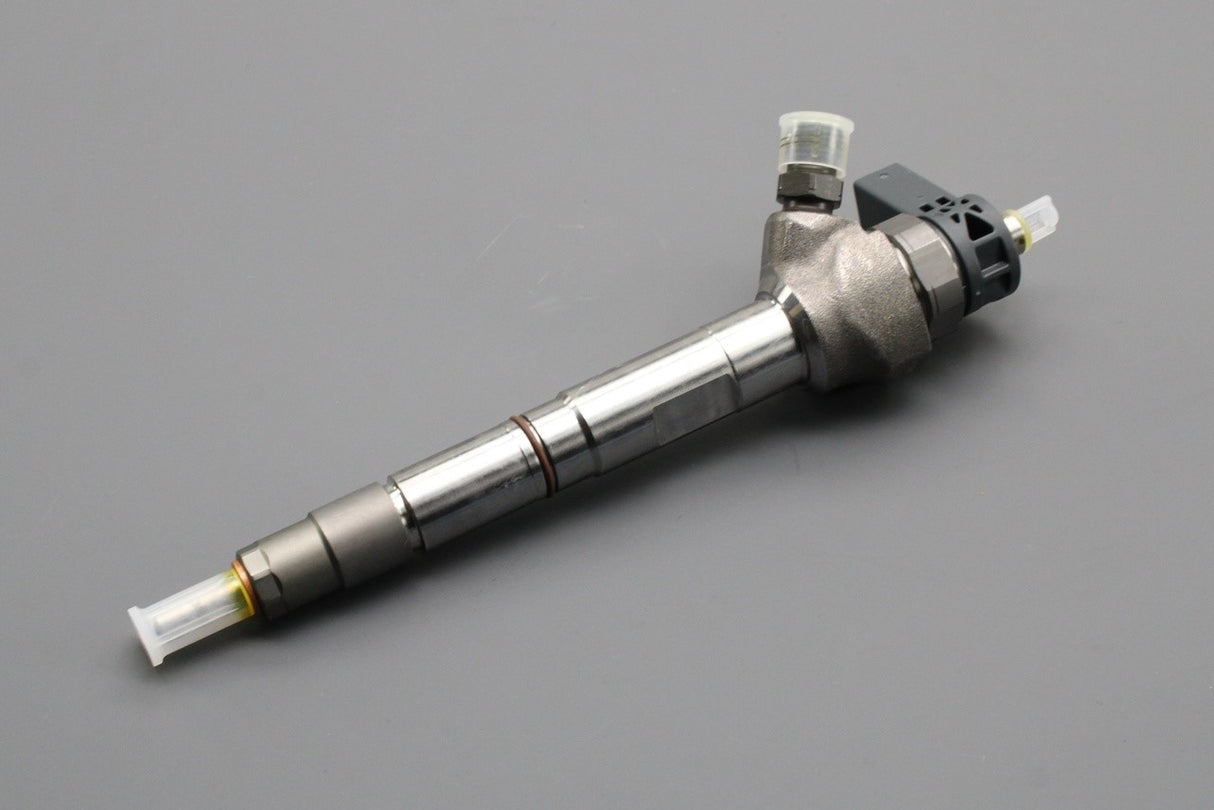 VW Golf MK7 Audi A3 Skoda Octavia SEAT 1.6 TDI fuel injector 04L130277AD