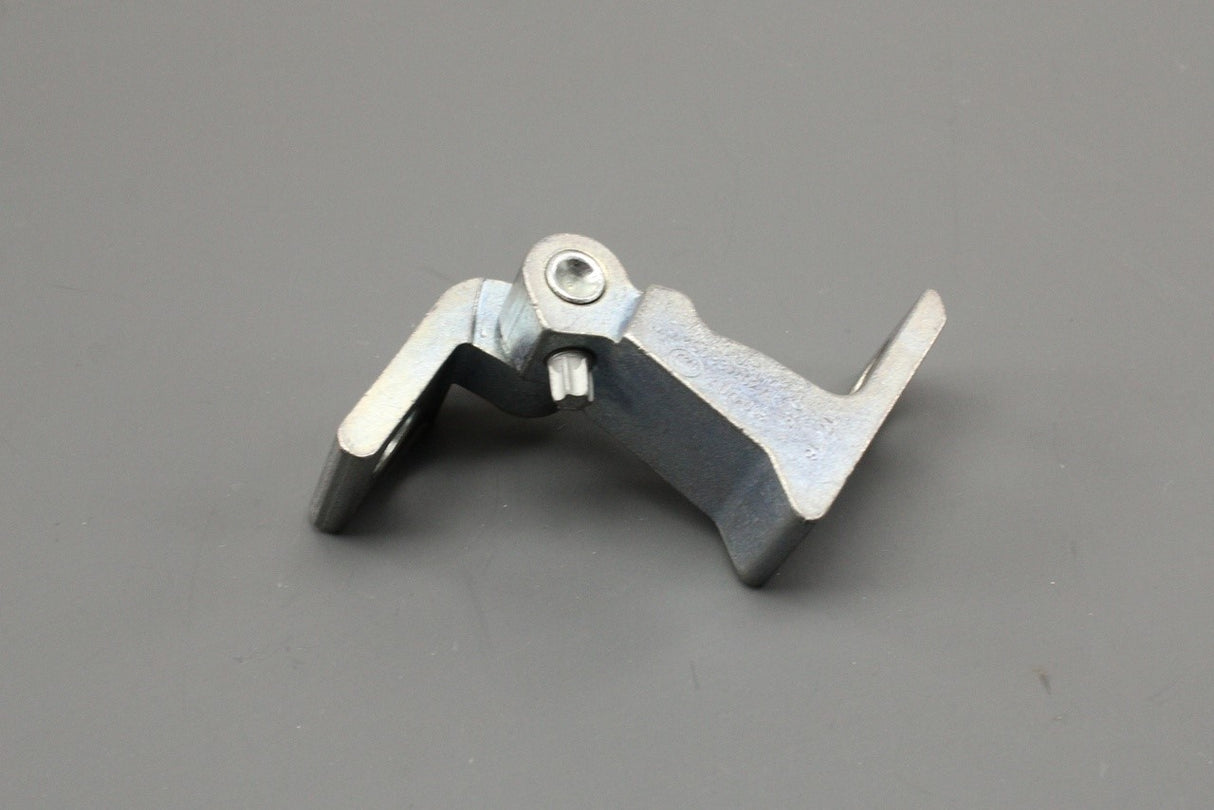 VW Crafter 17-on Audi A6 RS6 11-18 door hinge (right lower) 4G0831402A