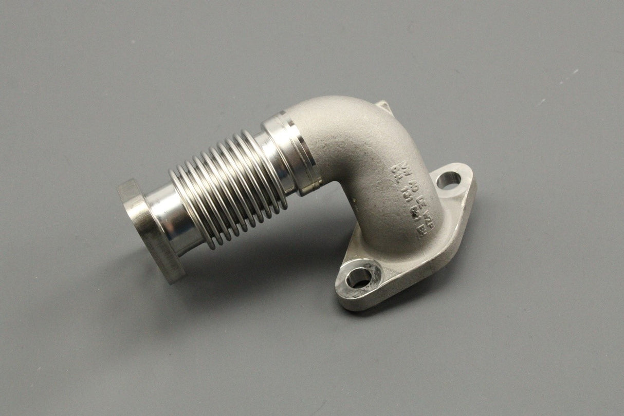 VW Crafter Audi A3 8V Skoda Octavia EGR pipe 04L131521BH