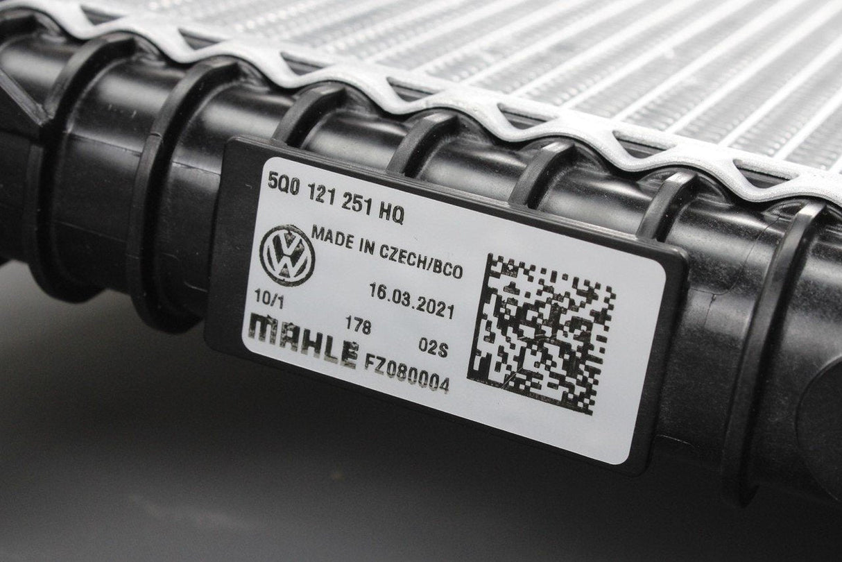VW Audi Skoda SEAT Additional radiator for coolant 1.5 TSI 5Q0121251HQ