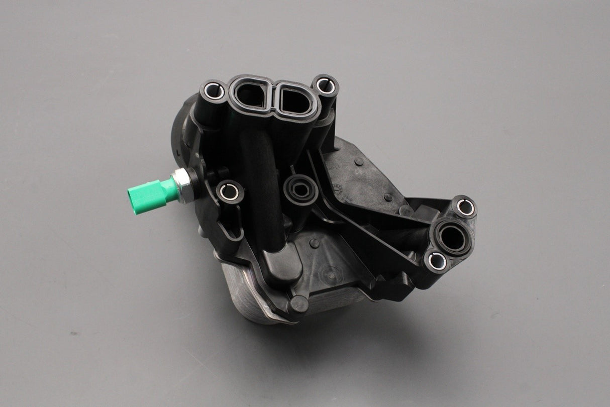 Audi Q5 2013-2017 A6 2015-2018 2.0 TDI oil filter housing 03N115389S