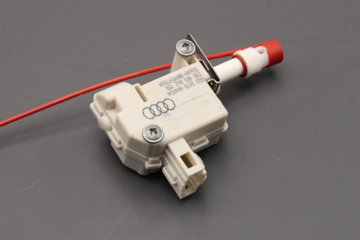 Audi A2 2000-2005 A8 S8 D3 2003-2010 fuel filler flap actuator 4E0862150