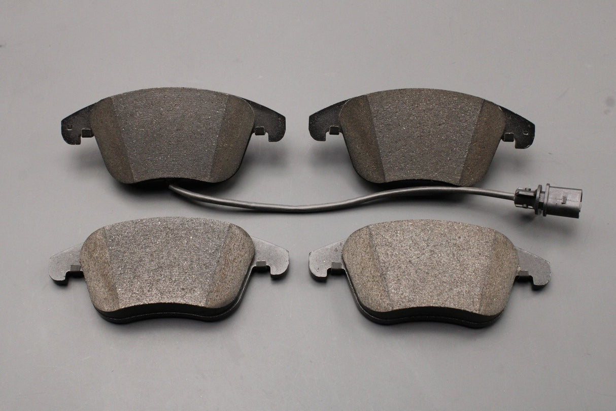 Audi A4 S4 Avant 2008-2016 A5 S5 2008-2016 brake pads (front) 8K0698151P