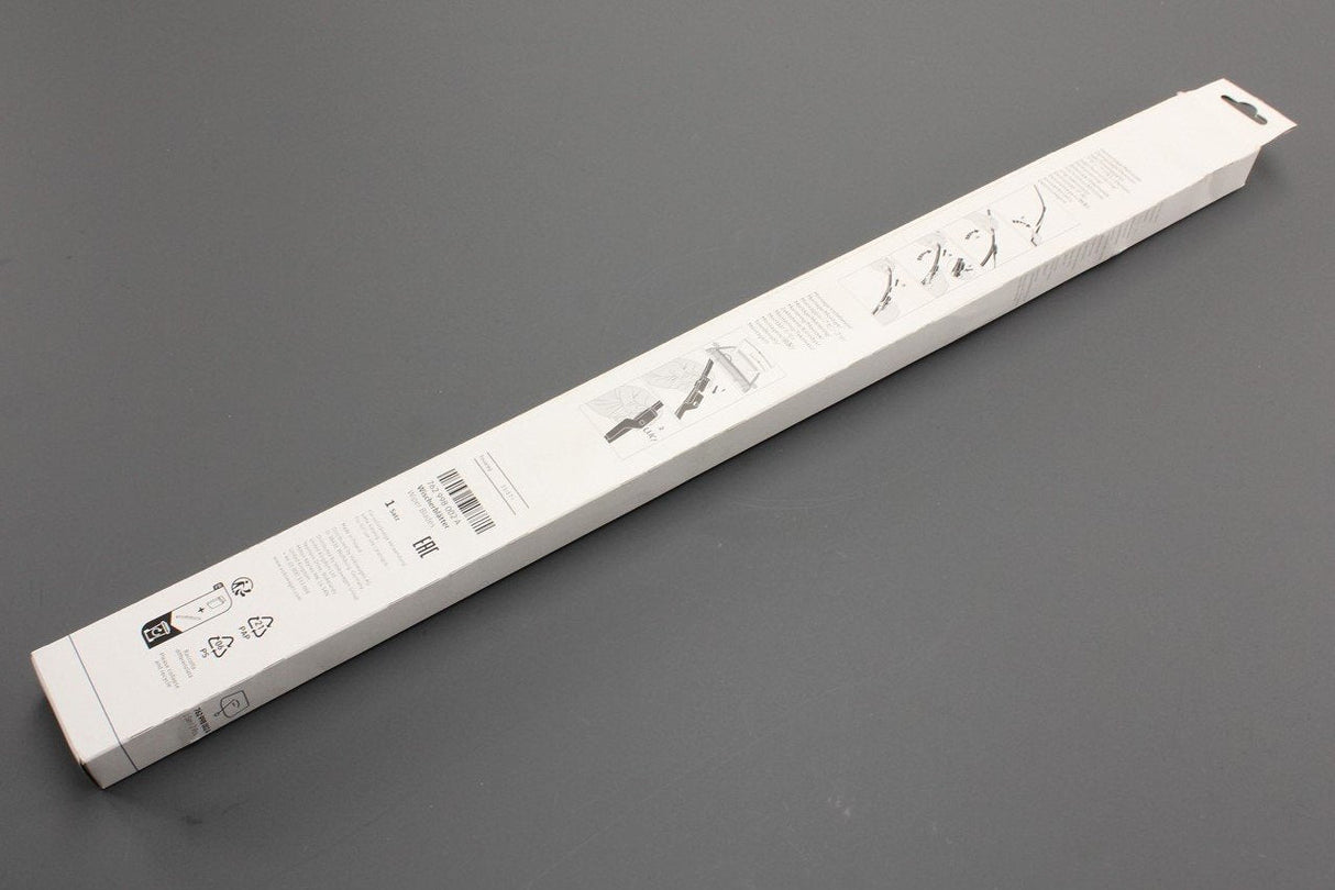 VW Touareg 2018-on RHD aerodynamic wiper blade set (front) 762998002A