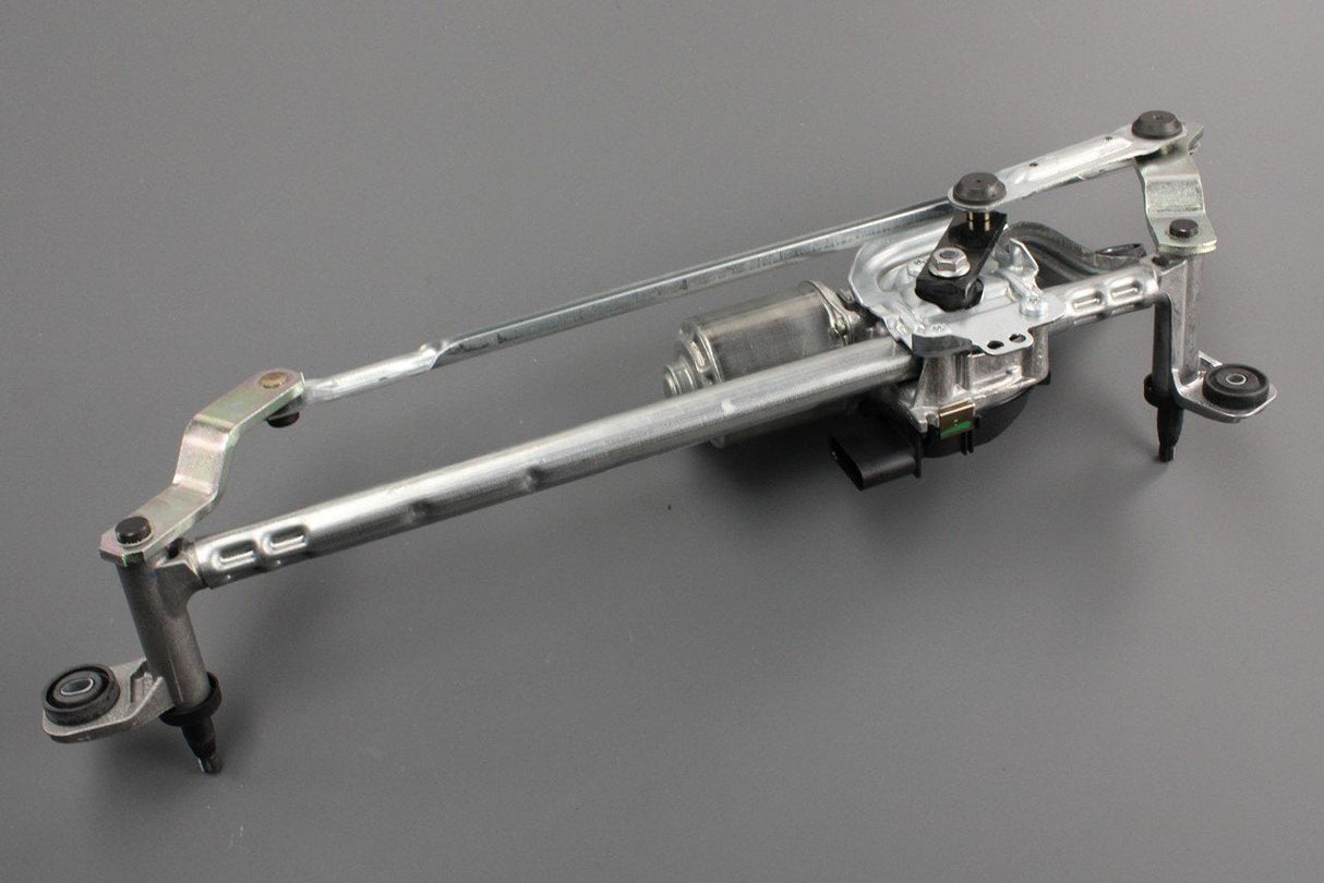 VW Golf MK8 2020-on RHD wiper motor with linkage (front) 5H2955023C
