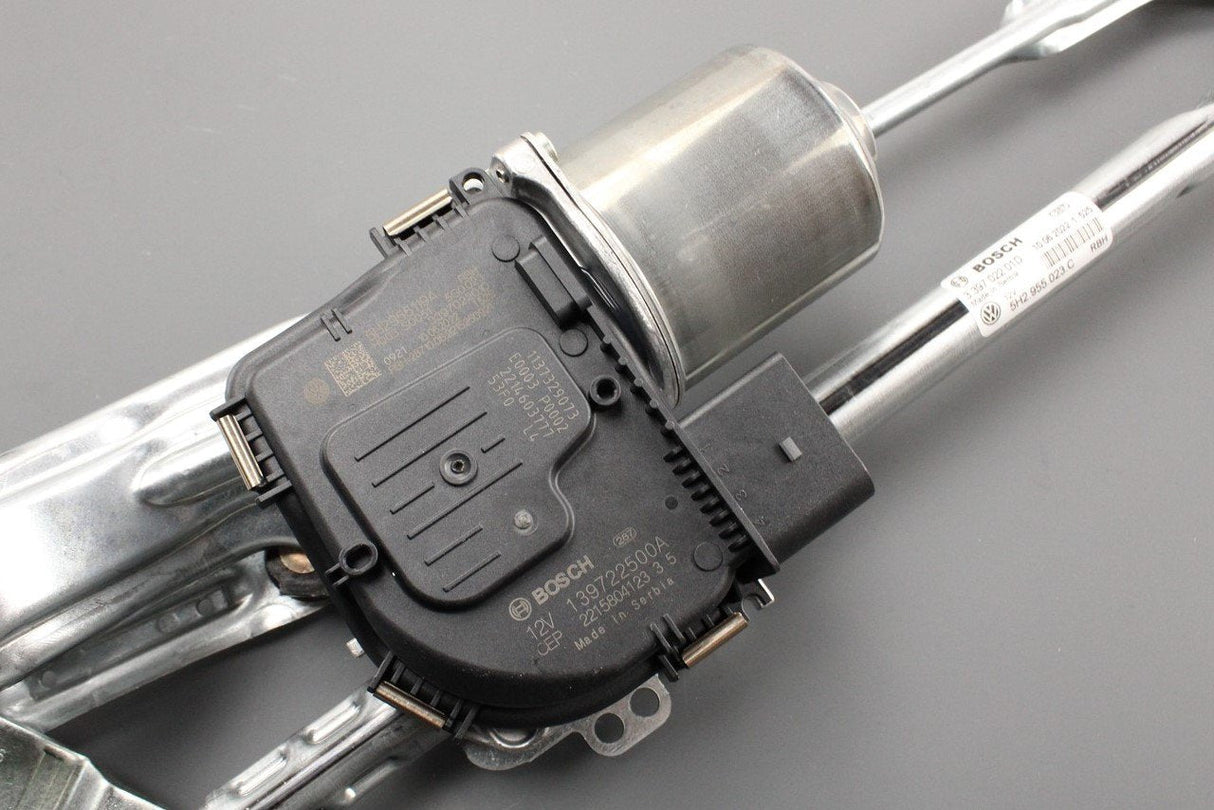 VW Golf MK8 2020-on RHD wiper motor with linkage (front) 5H2955023C