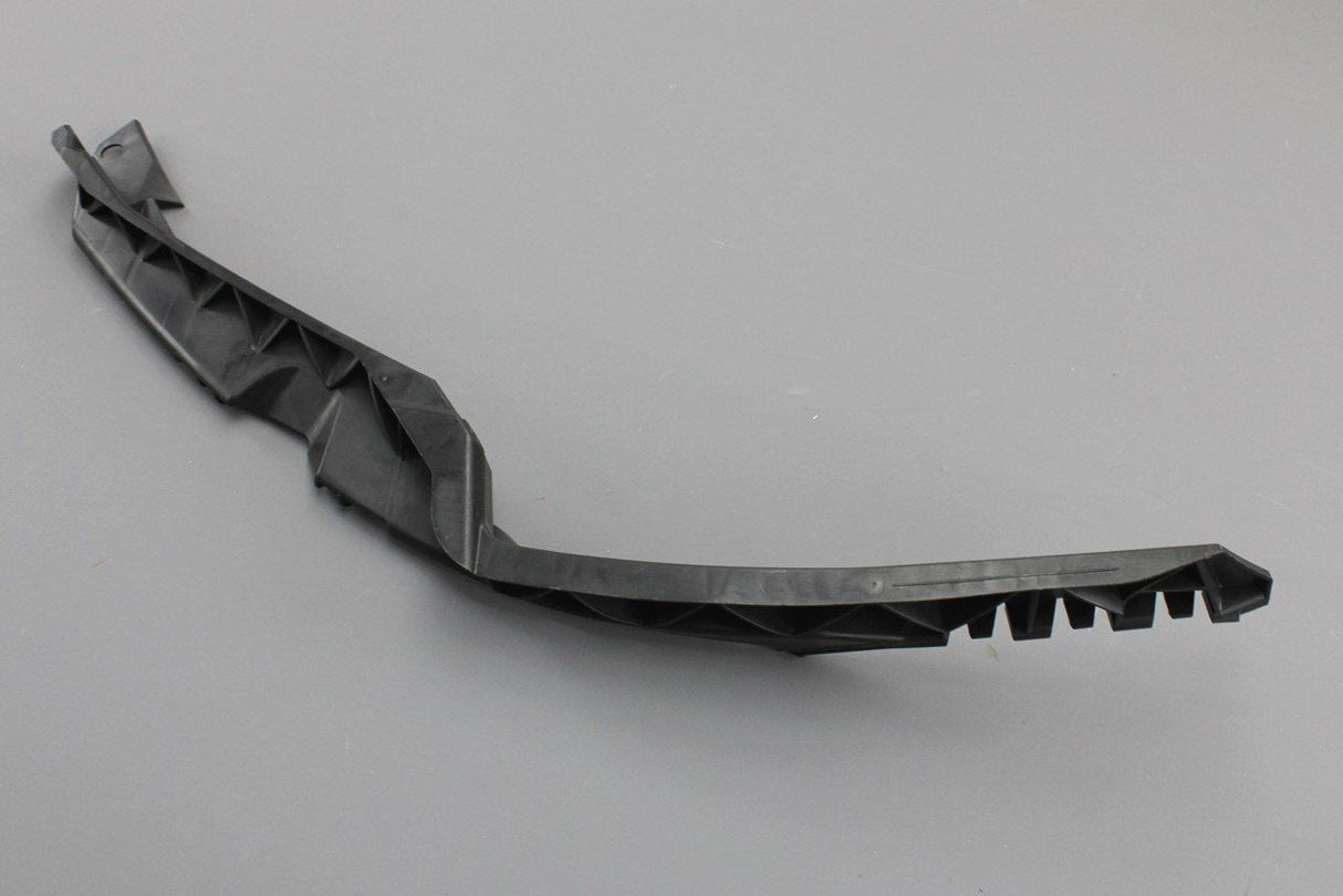 Skoda Octavia vRS Scout 2009-2013 Front right bumper guide 1Z0807184D