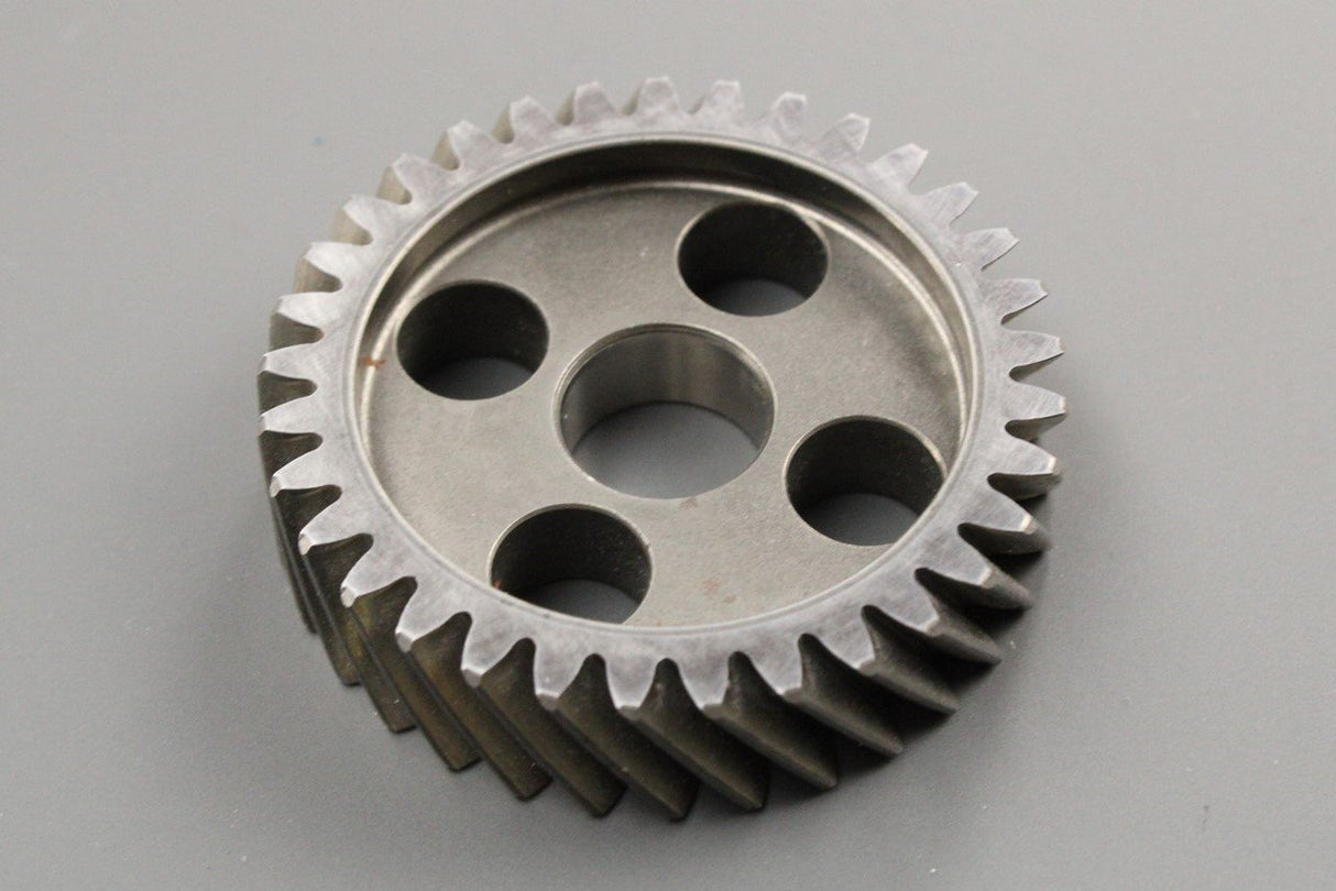 VW Audi Skoda SEAT 2.0 TDI oil pump drive wheel/gear 03G103305C