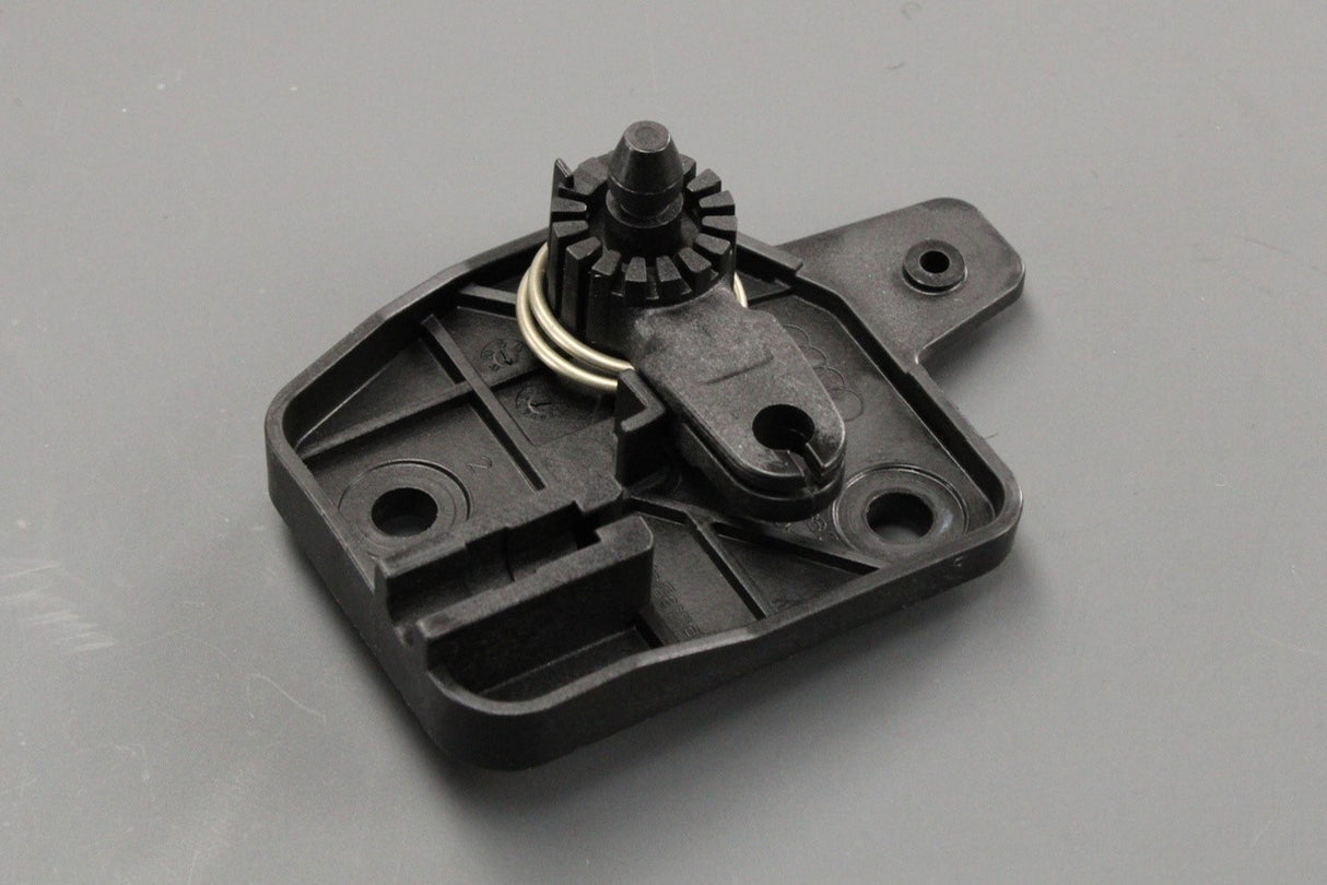 VW Touareg Audi Q7 bonnet release handle bracket RHD 4M2823633C 9B9