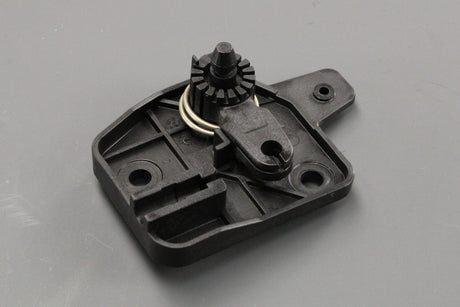 VW Touareg Audi Q7 bonnet release handle bracket RHD 4M2823633C 9B9