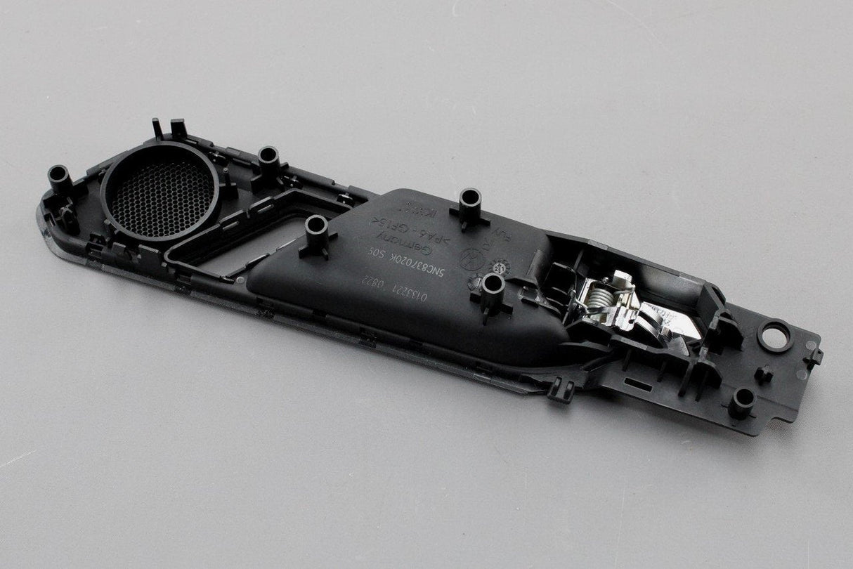 VW Tiguan 2016-on front interior door handle (right) 5NC837020K UBN