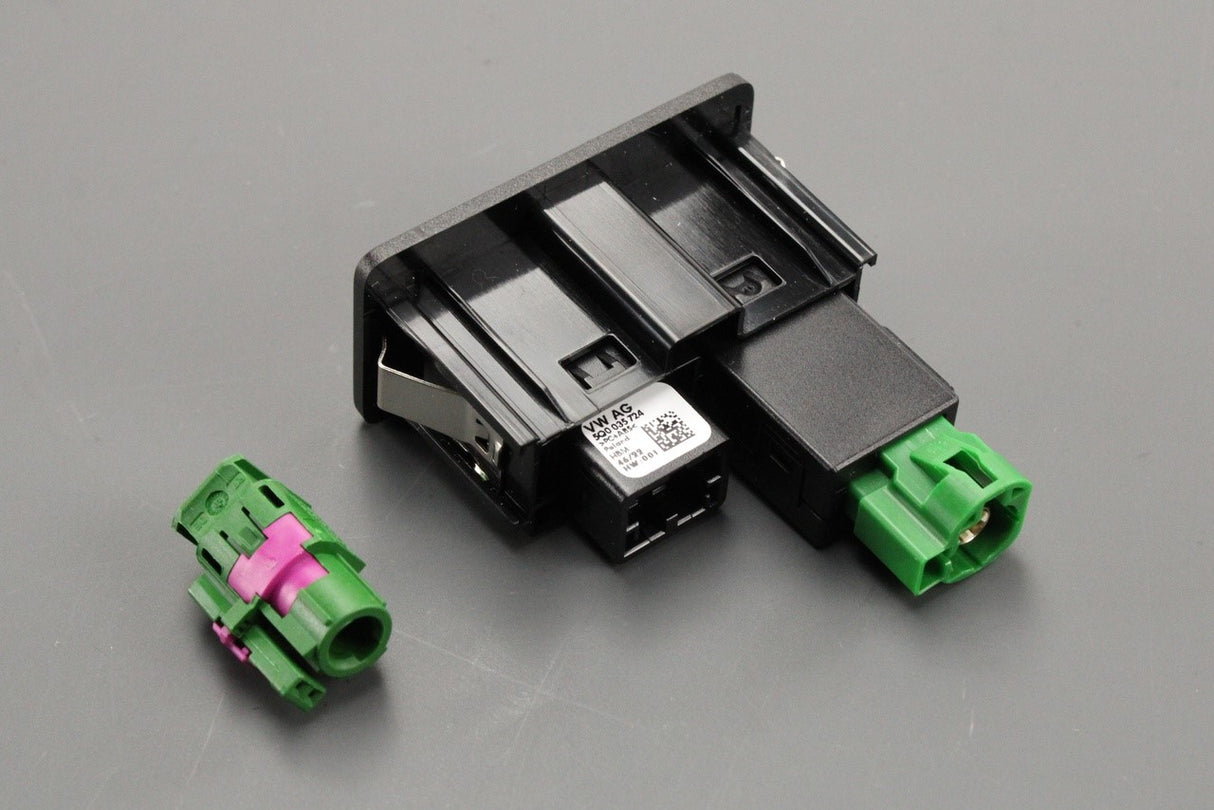 VW Golf MK7 CC Passat Beetle Apple USB connection retrofit kit 3G0057342